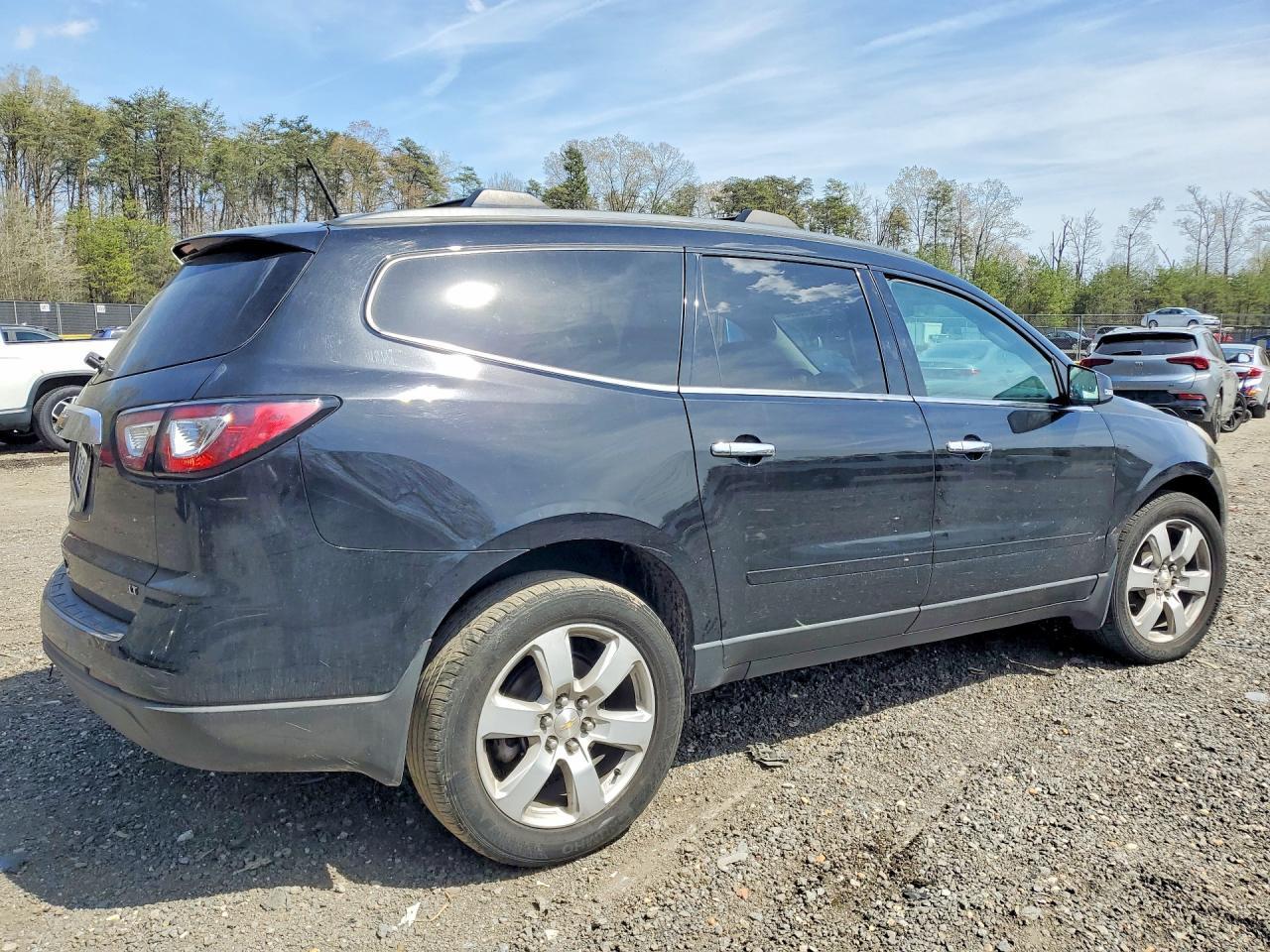 2017 Chevrolet Traverse Lt - Фото 3