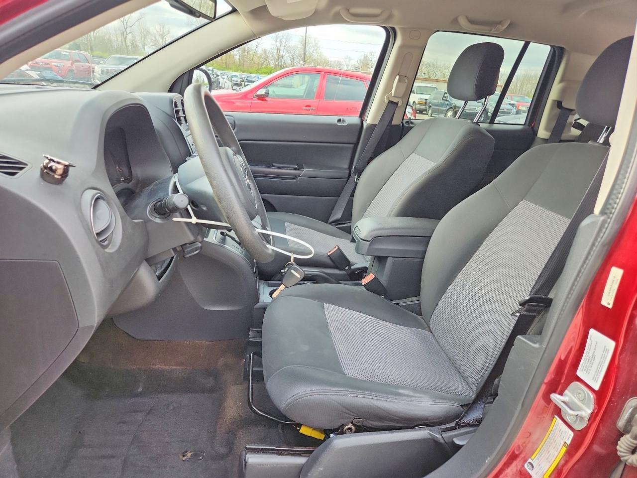 2014 Jeep Compass Sport - Фото 7