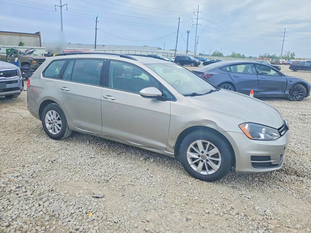 2017 Volkswagen Golf Sportwagen S - Фото 4