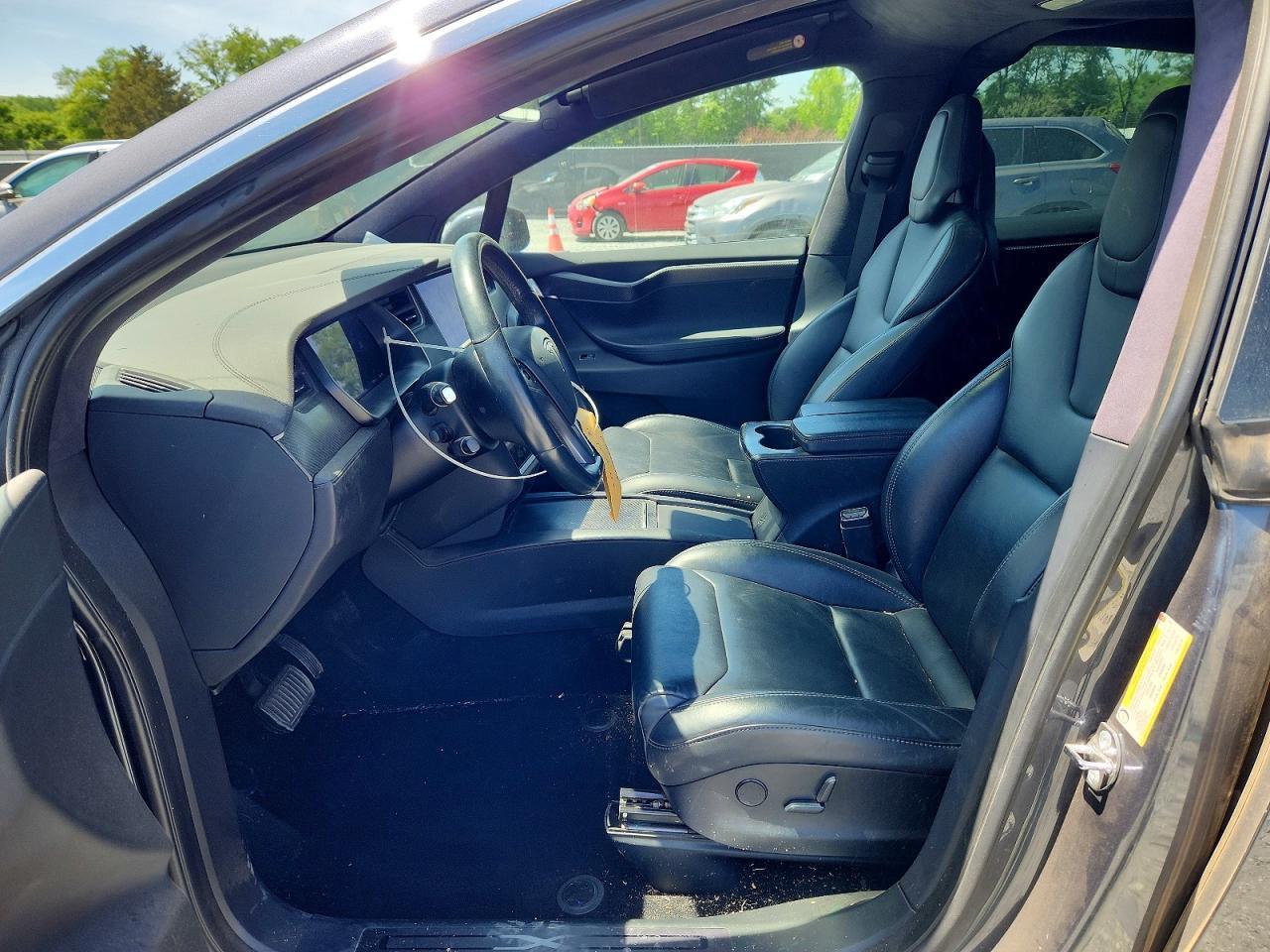 2018 Tesla Model X - Фото 7
