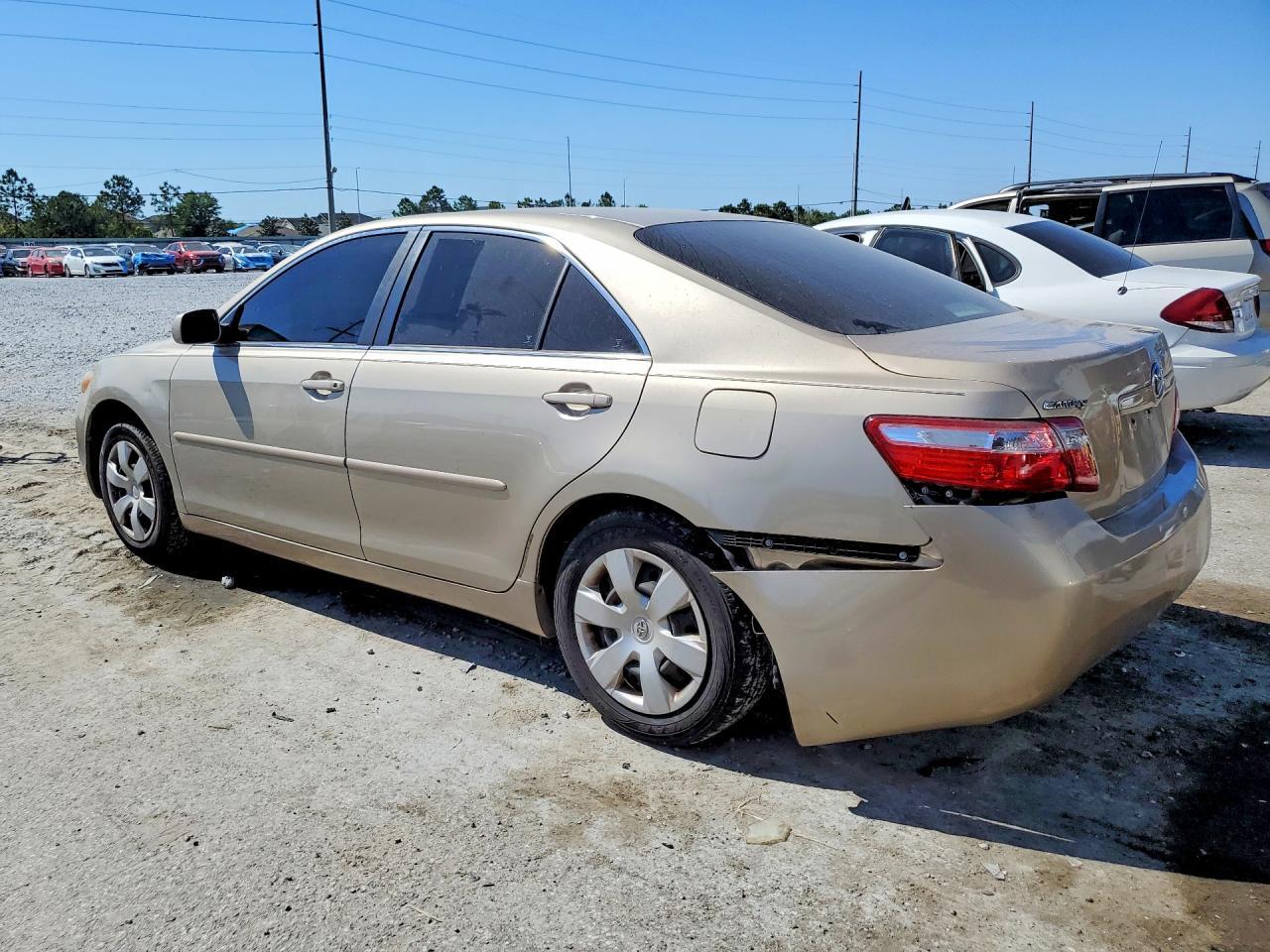 2007 Toyota Camry Le - Фото 2