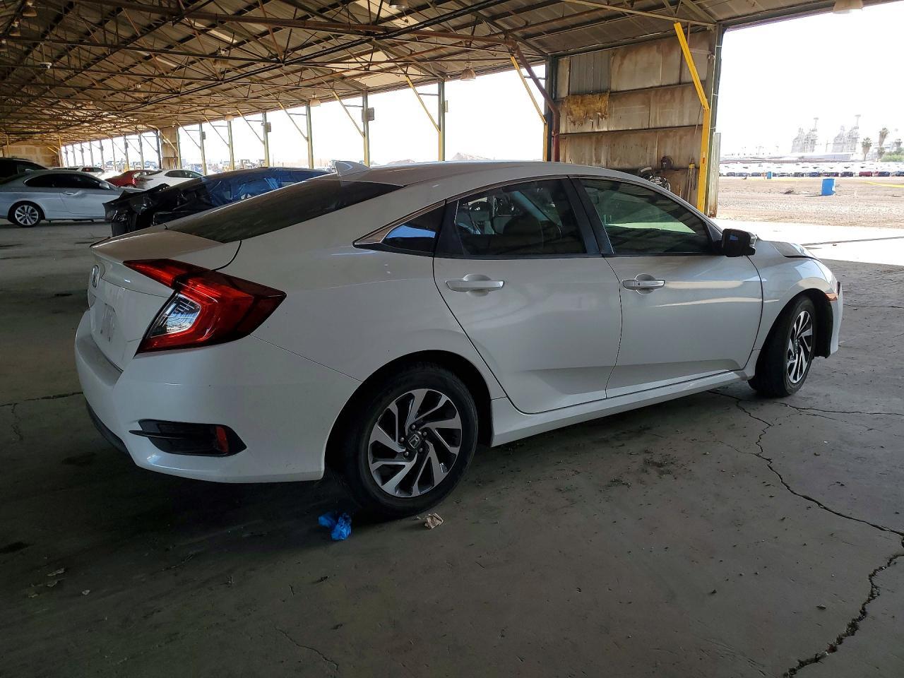 2017 Honda Civic Ex - Фото 3