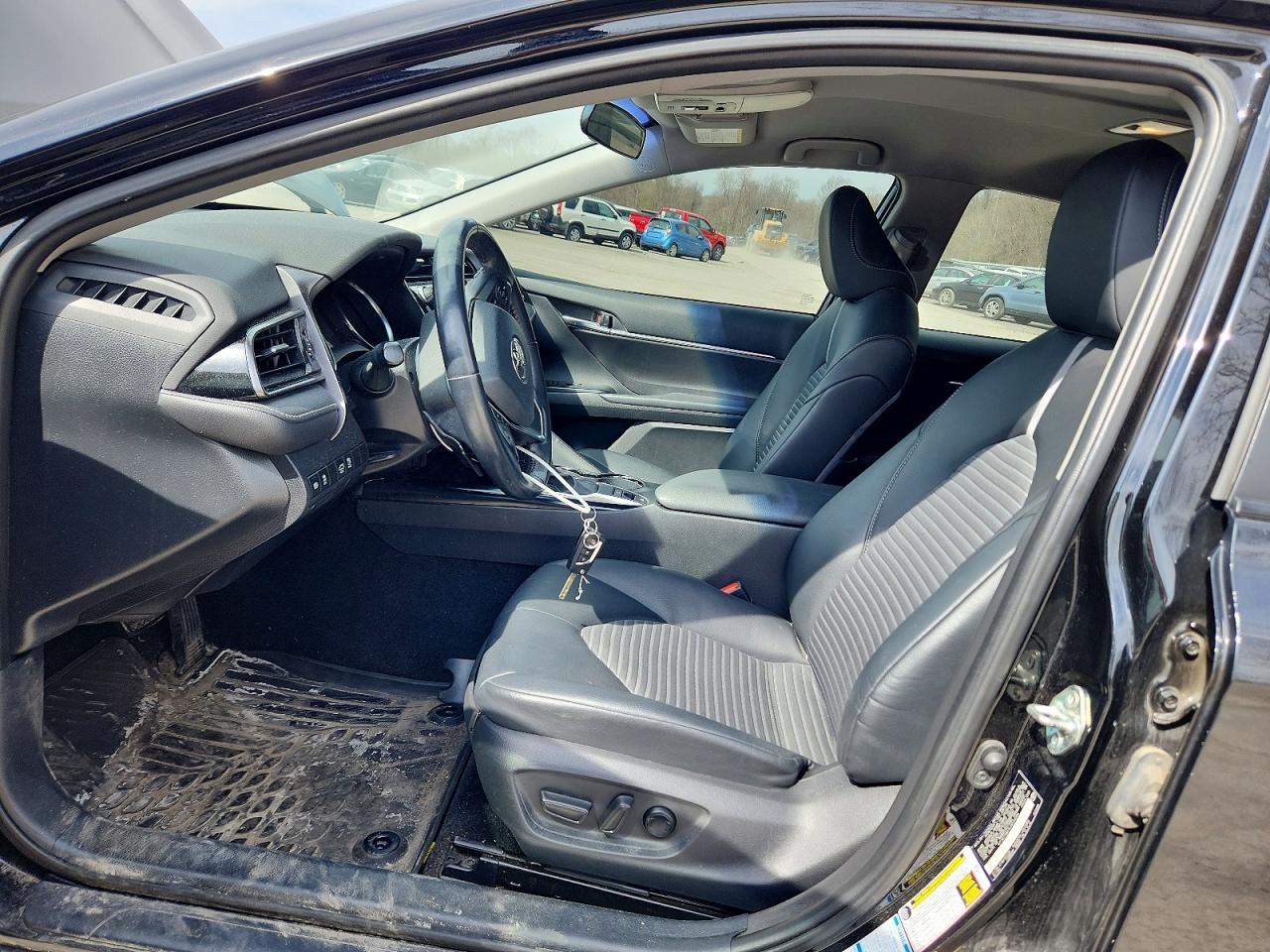 2020 Toyota Camry Se Nightshade - Фото 7