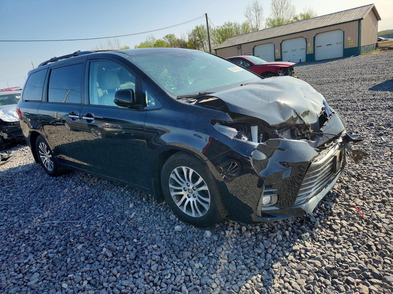 2020 Toyota Sienna Xle Premium 8-Passenger - Фото 4