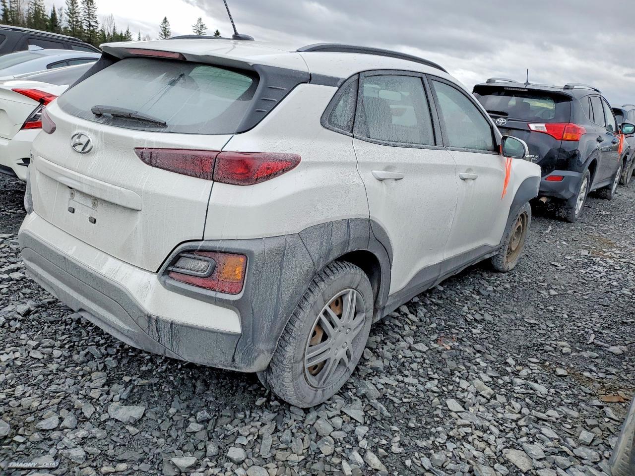 2021 Hyundai Kona Se - Фото 3