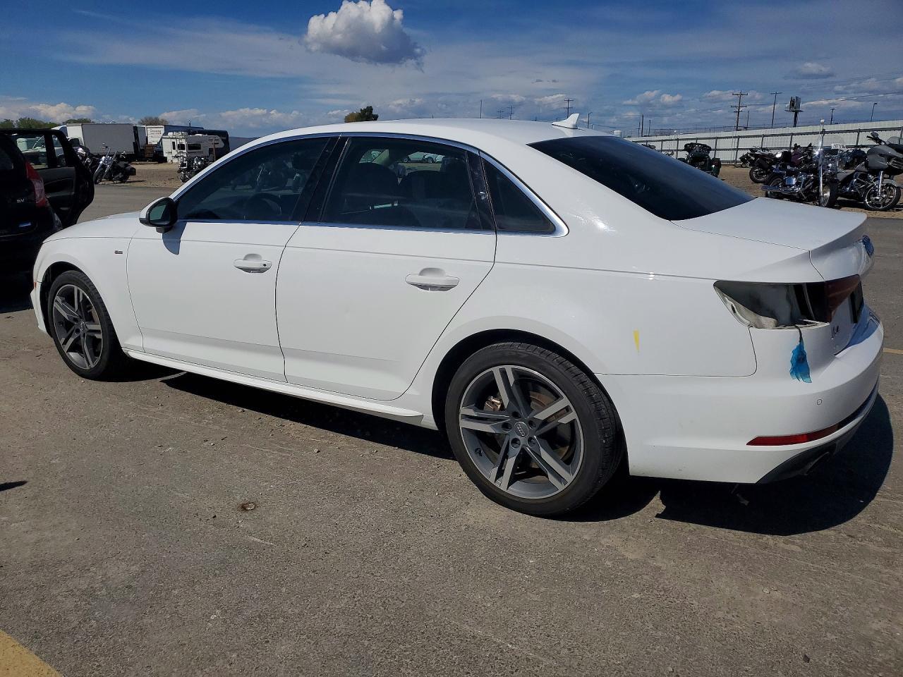 2018 Audi A4 - Фото 2