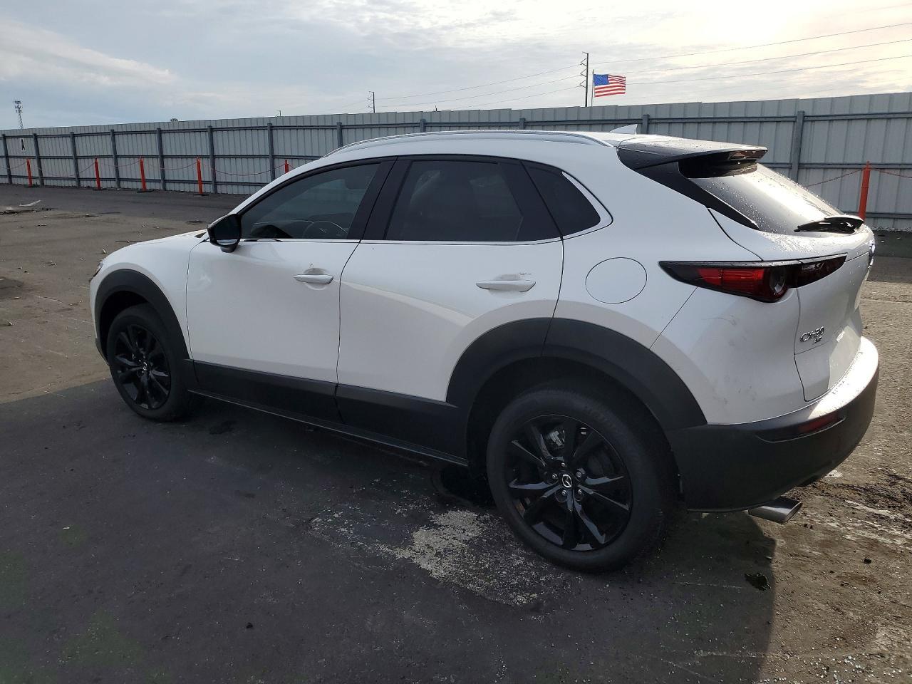 2024 Mazda Cx-30 Premium - Фото 2