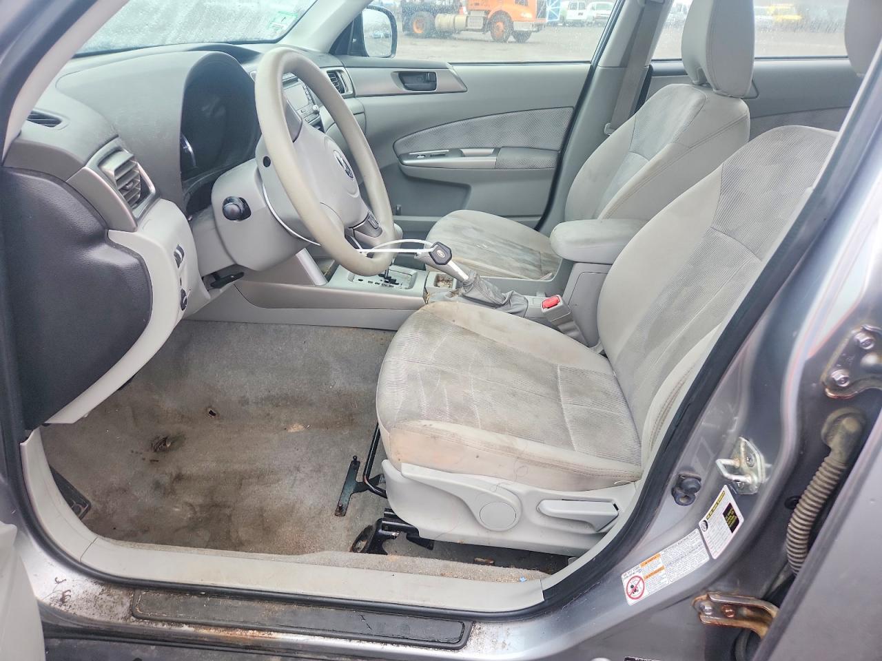 2010 Subaru Forester - Image 7