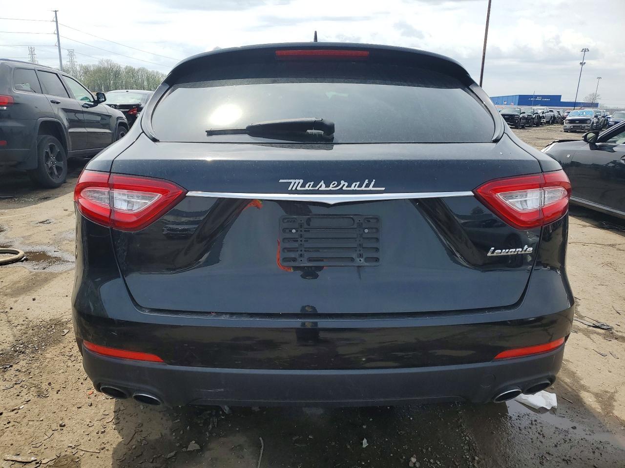2017 Maserati Levante - Image 6