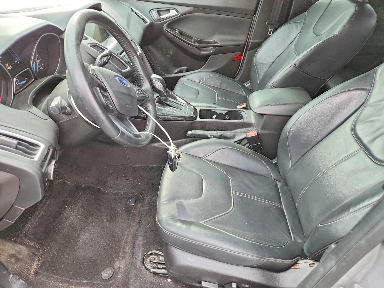 2017 Ford Focus Titanium - Image 7