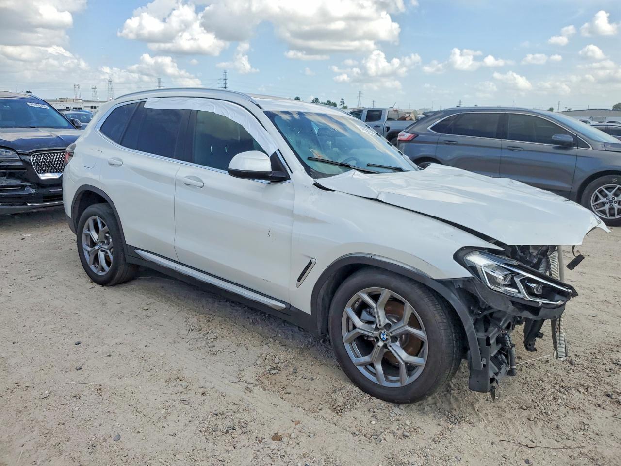 2024 BMW X3 xDrive30I - Image 4