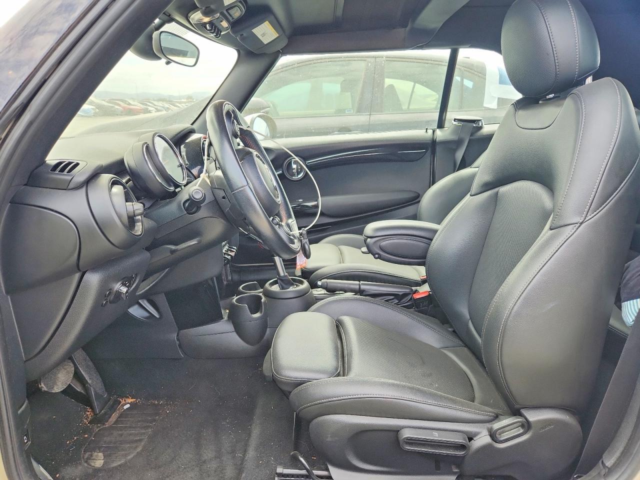 2019 Mini Cooper S - Image 7