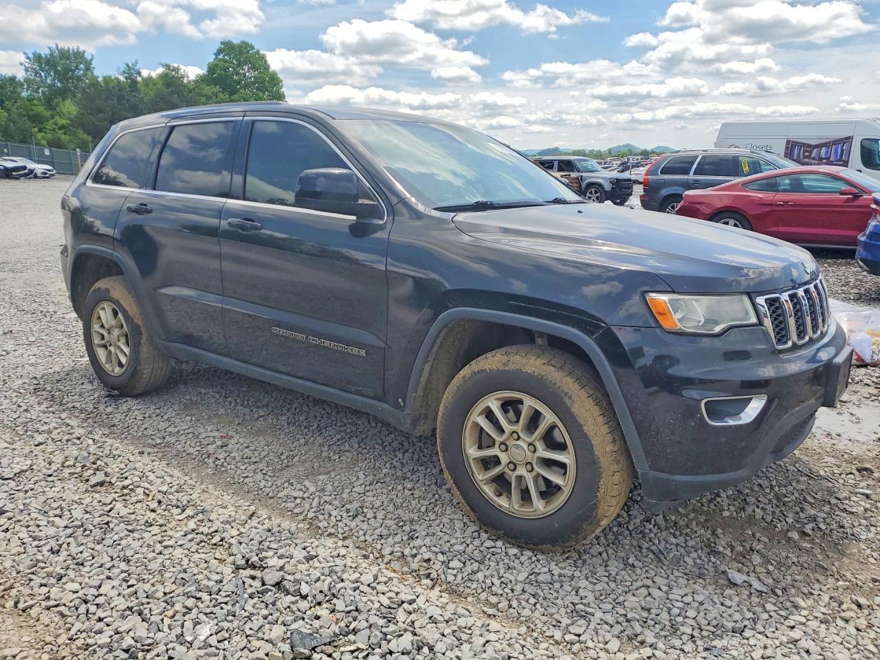 2018 Jeep Grand Cherokee Laredo - Фото 4