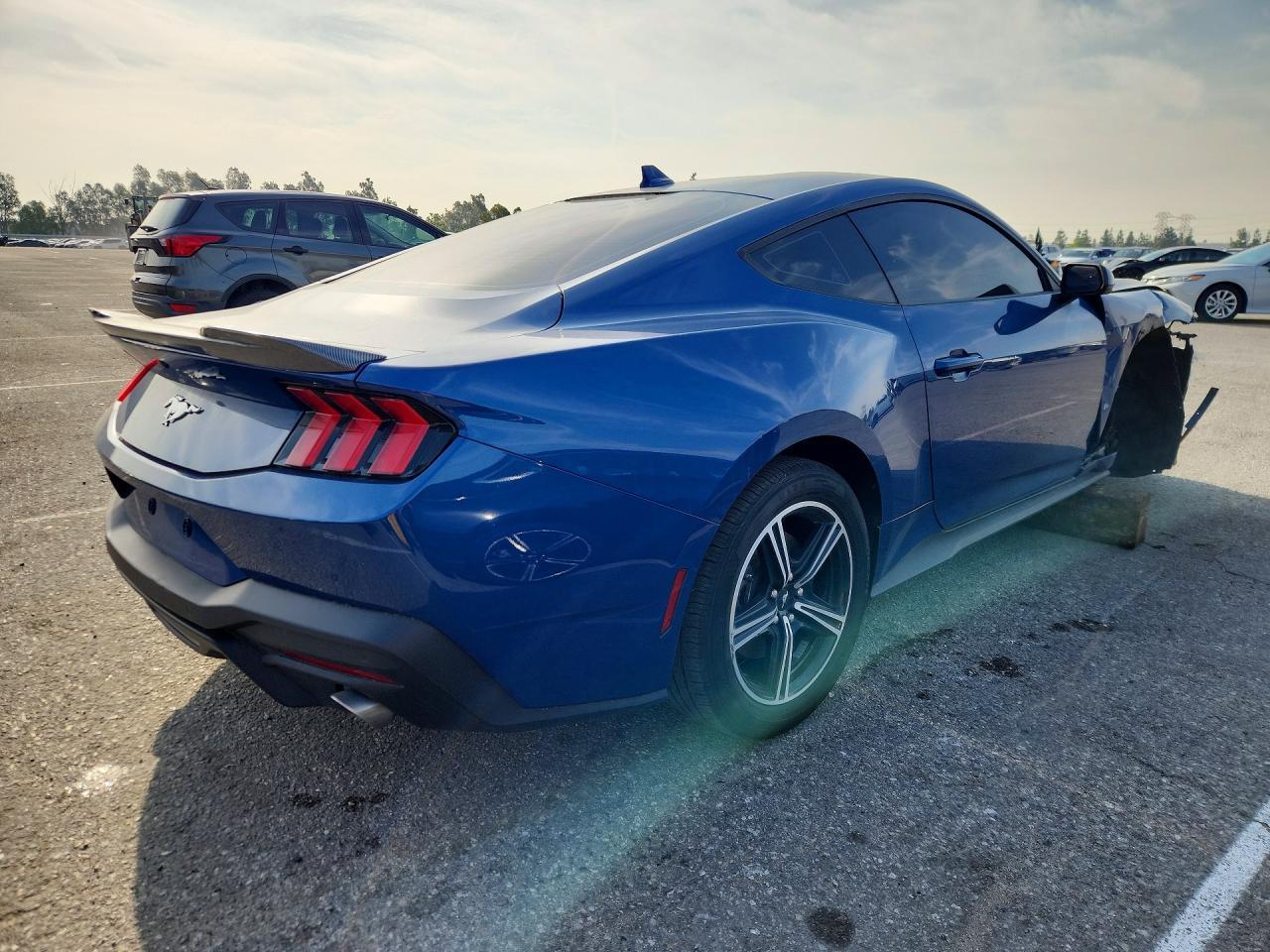 2024 Ford Mustang - Image 3