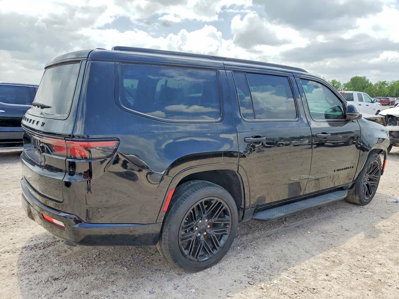 2023 Jeep Wagoneer Series Ii - Фото 3