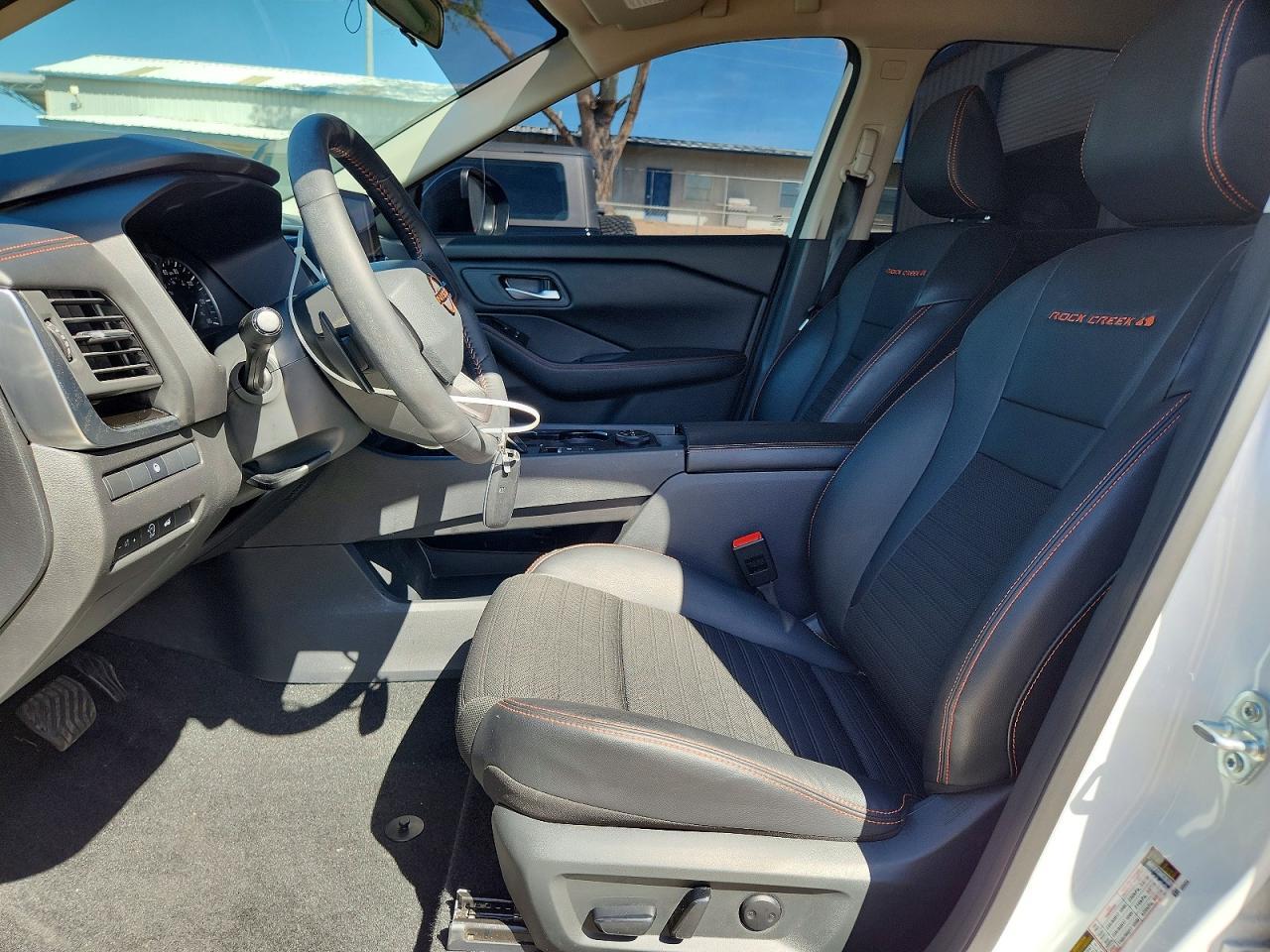 2025 Nissan Rogue Rock Creek - Image 7