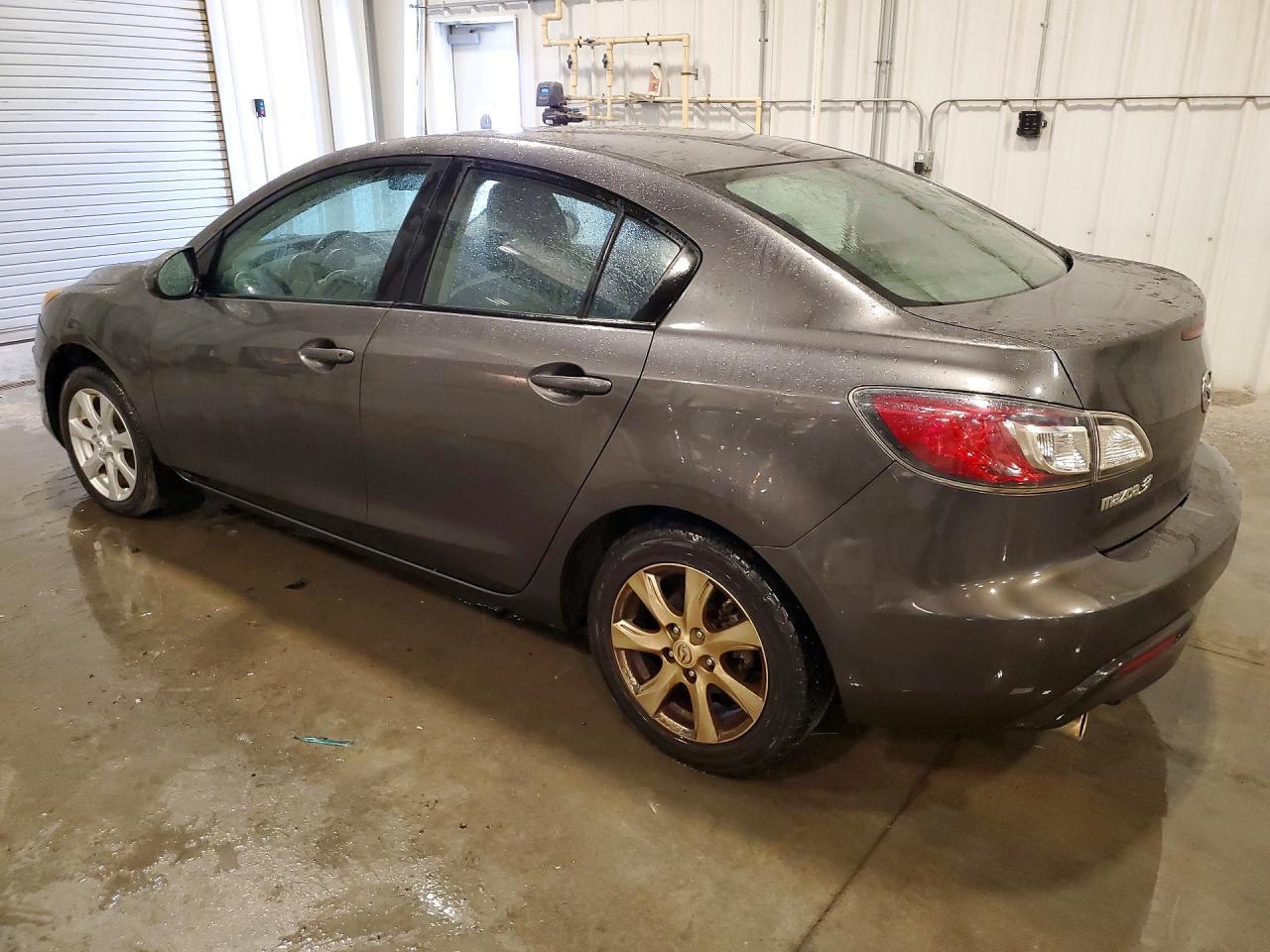 2011 Mazda Mazda3 - Image 2