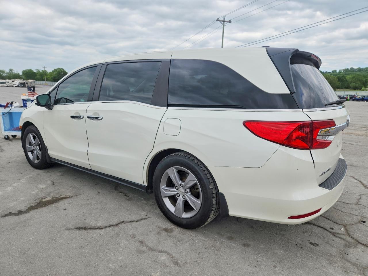2018 Honda Odyssey Exl - Image 2