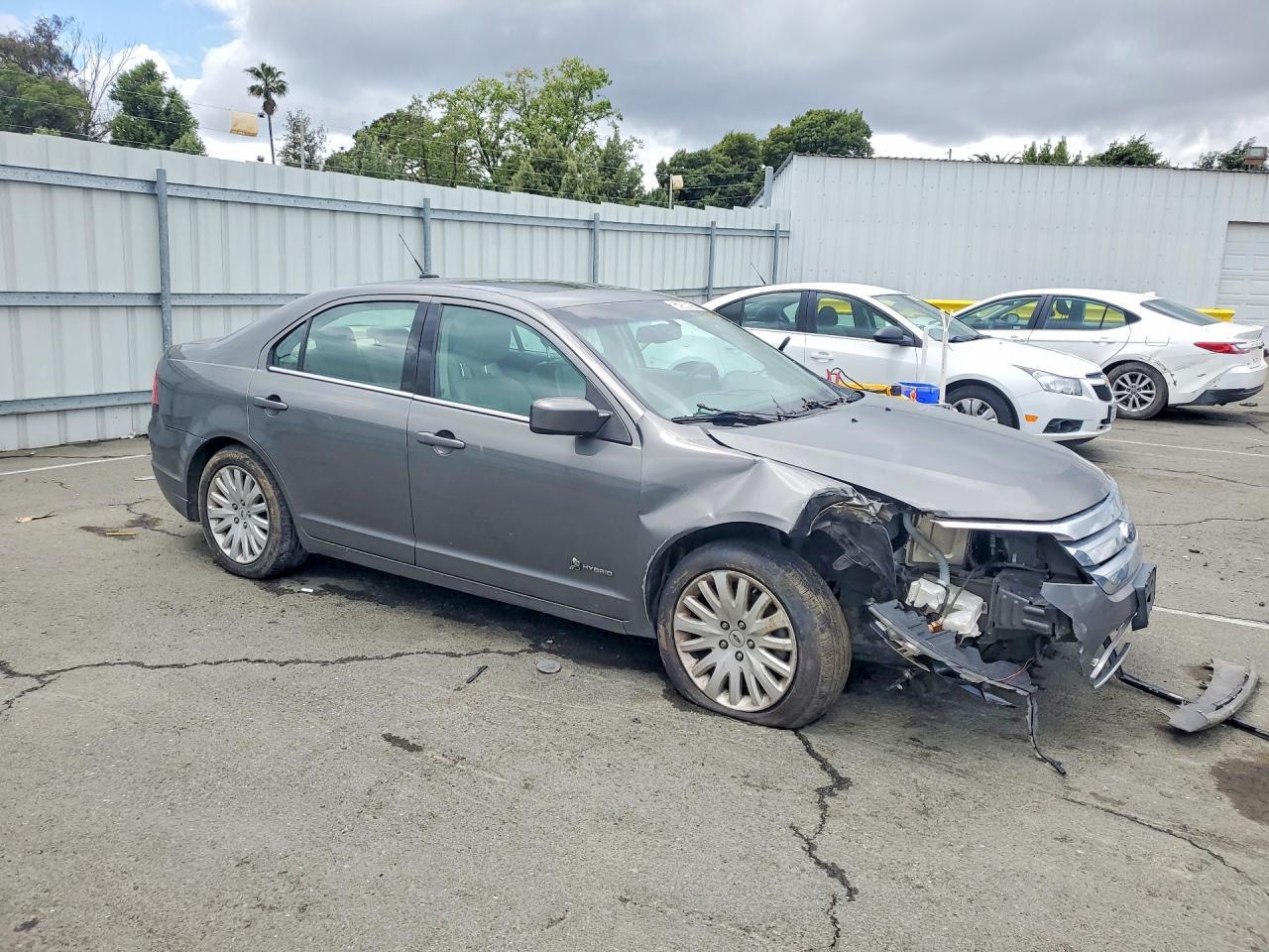 2010 Ford Fusion Hybrid - Фото 4