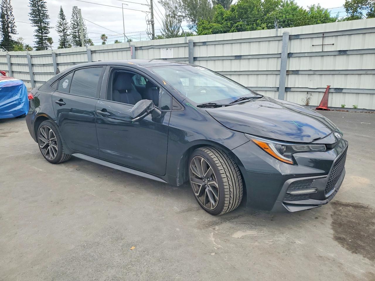 2020 Toyota Corolla Se - Фото 4
