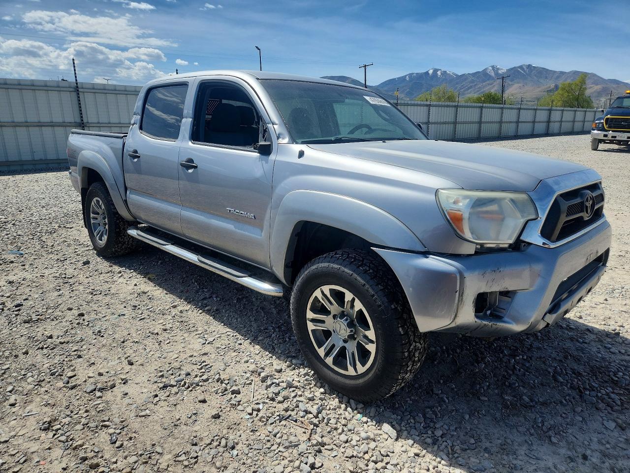 2015 Toyota Tacoma V6 - Фото 4