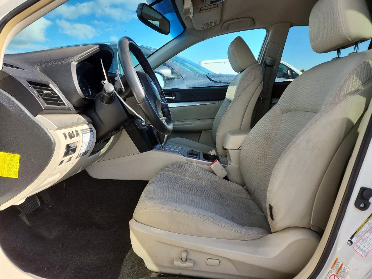 2012 Subaru Outback 2.5I Premium - Фото 7