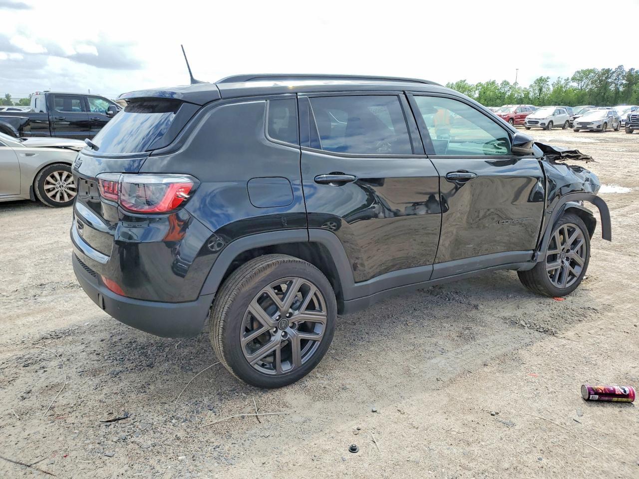 2026 Jeep Compass Limited - Фото 3