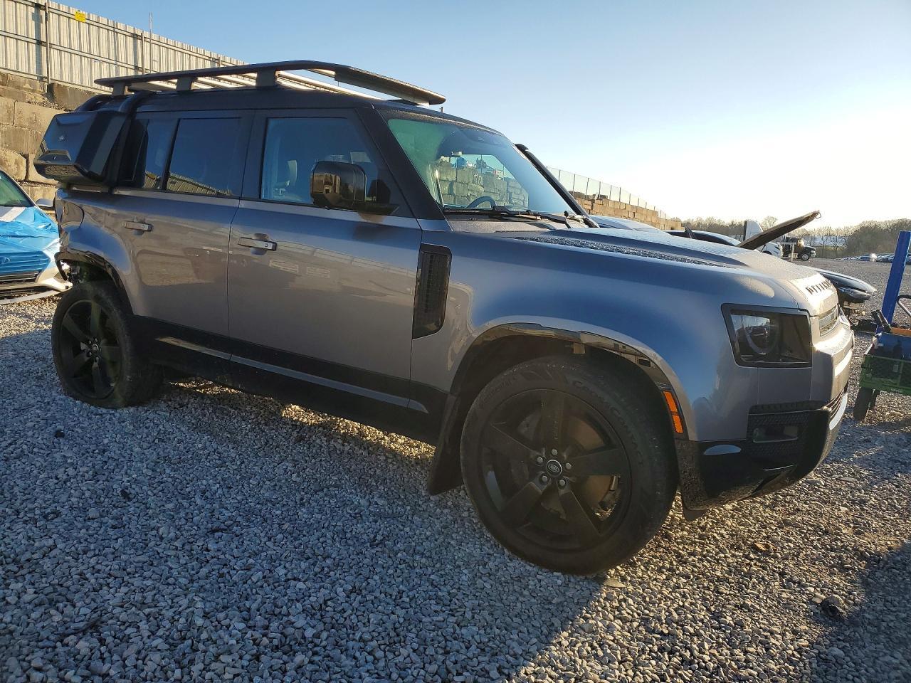 2024 Land Rover Defender 110 X-Dynamic Se - Фото 4