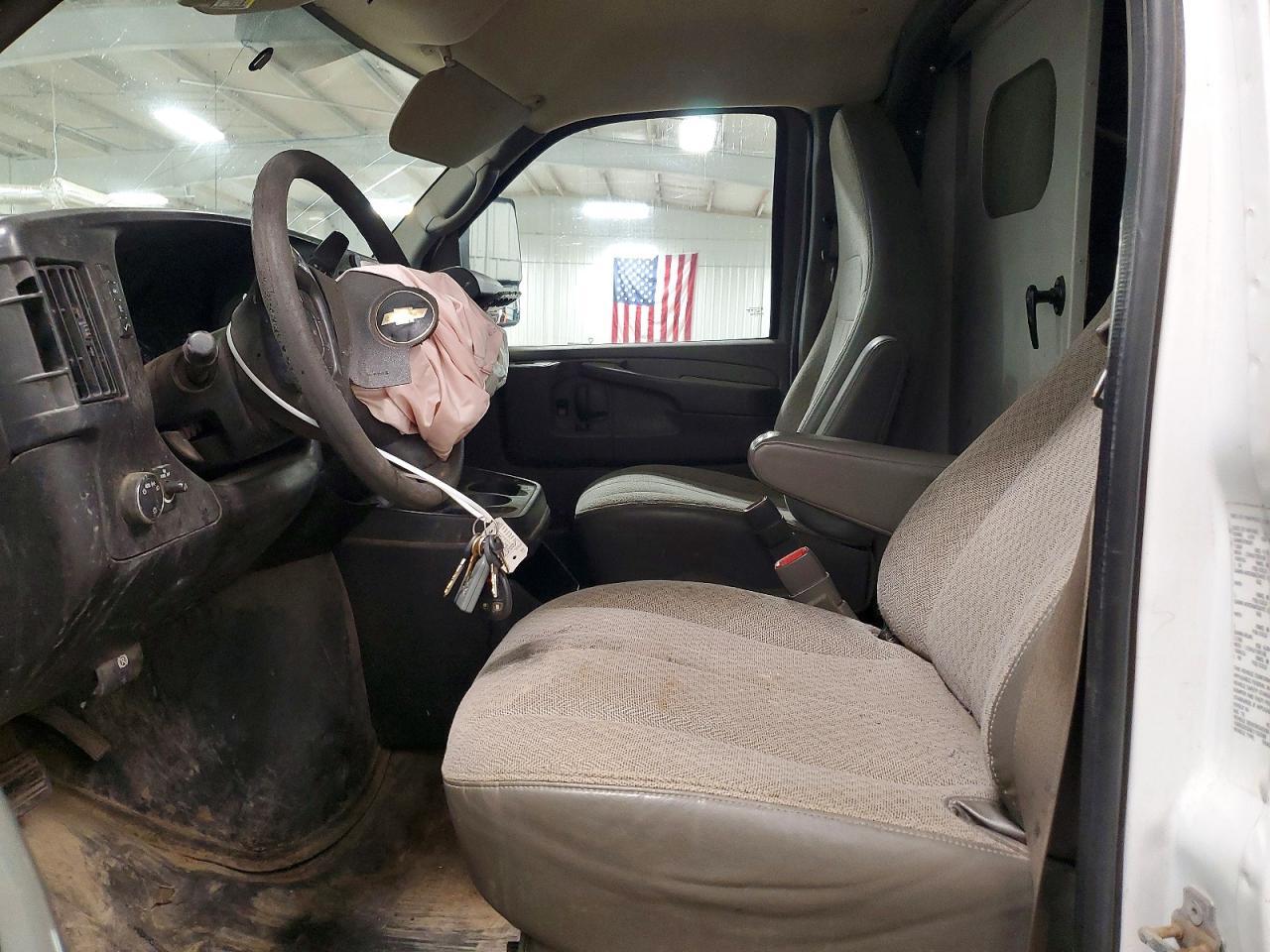 2014 Chevrolet Express G3500 - Image 7
