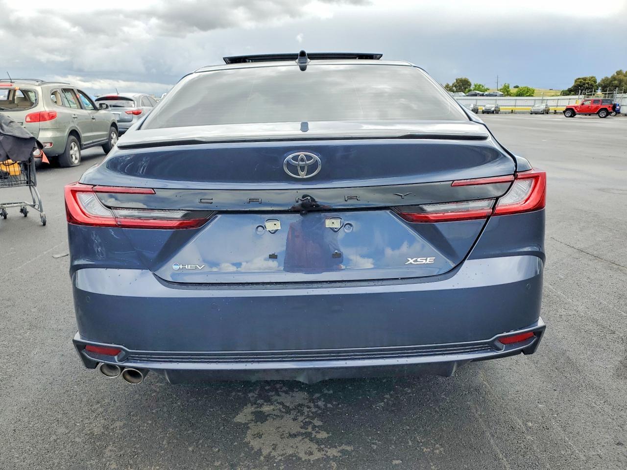 2026 Toyota Camry Xse - Image 6