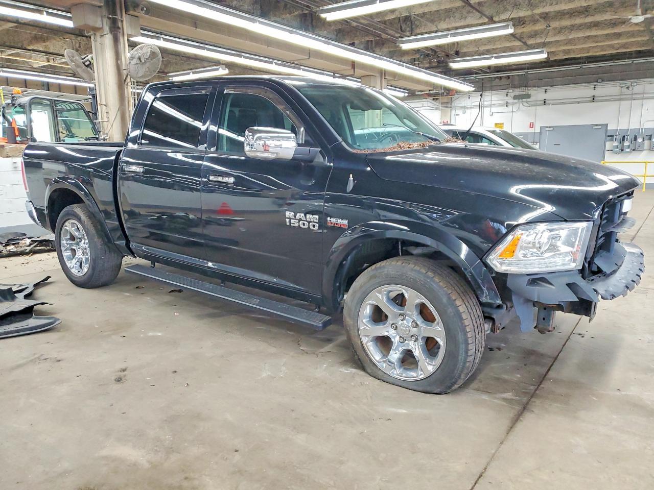 2015 Ram 1500 Laramie - Фото 4