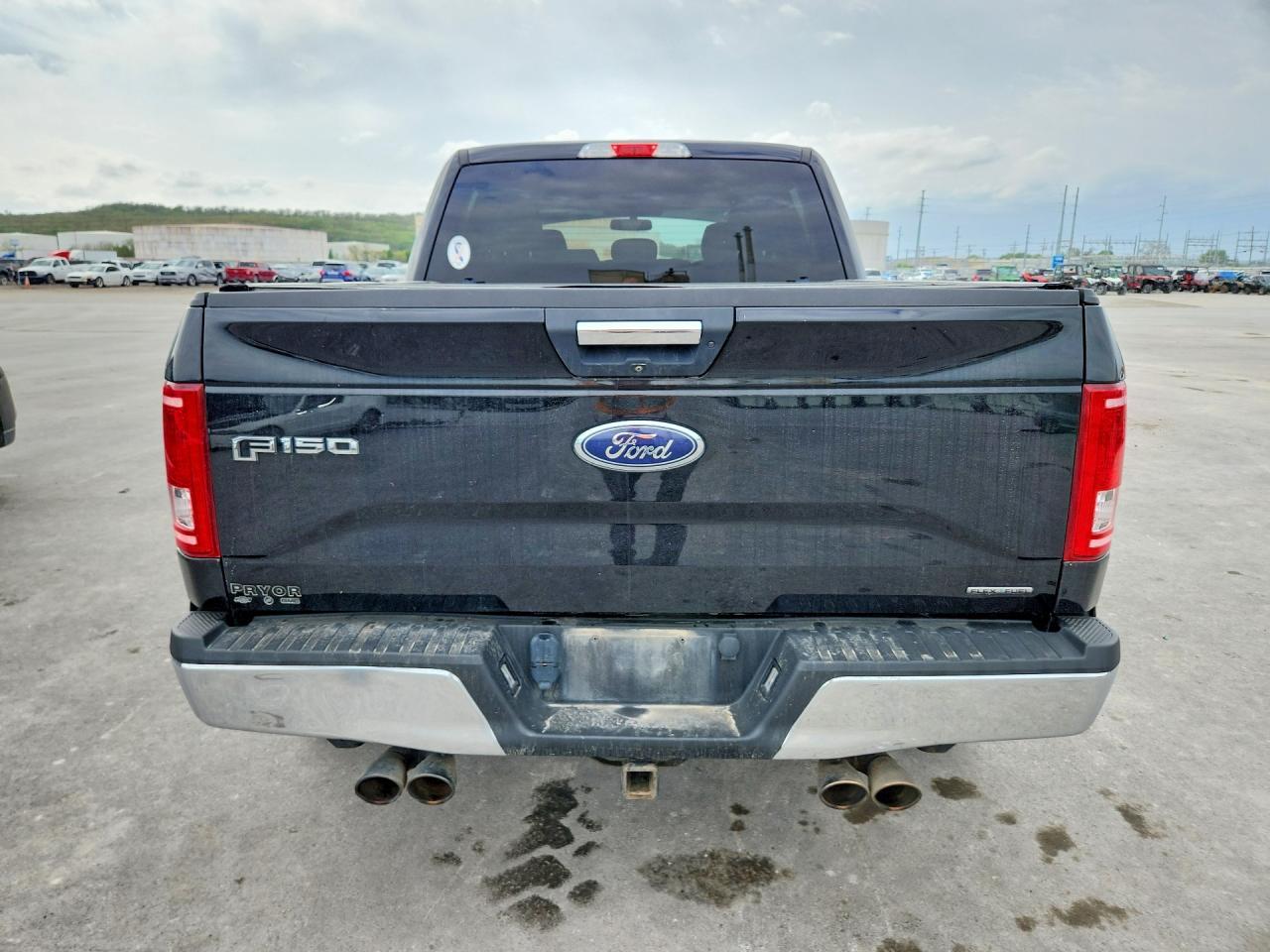 2016 Ford F150 Supercrew - Image 6