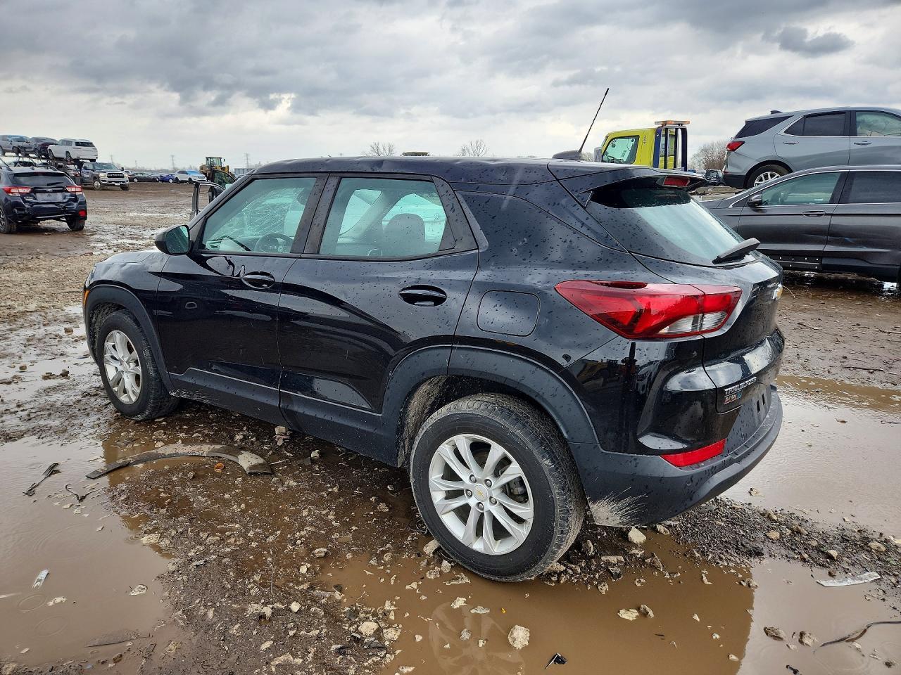 2021 Chevrolet Trailblazer Ls - Image 2