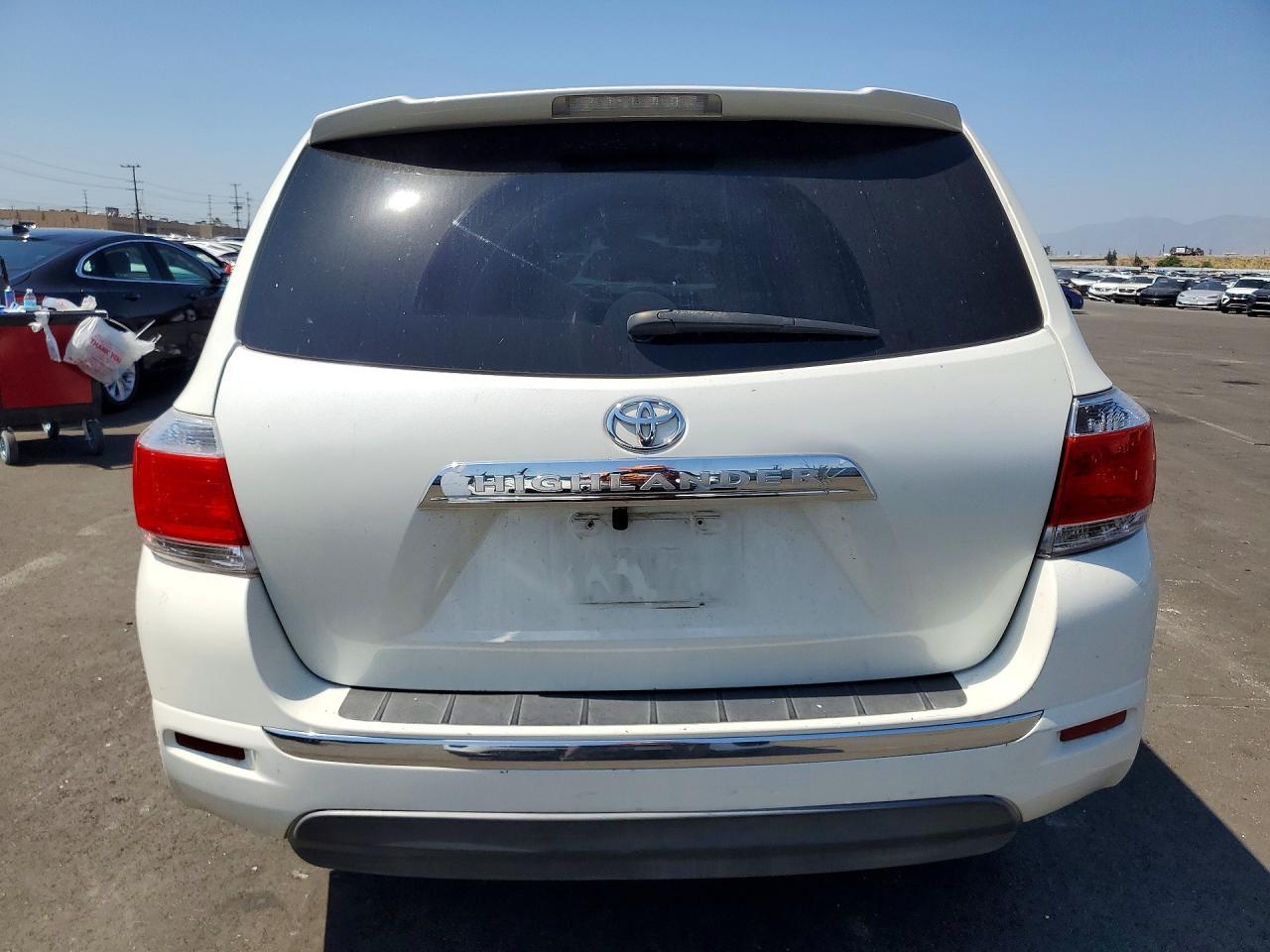 2011 Toyota Highlander Base - Фото 6