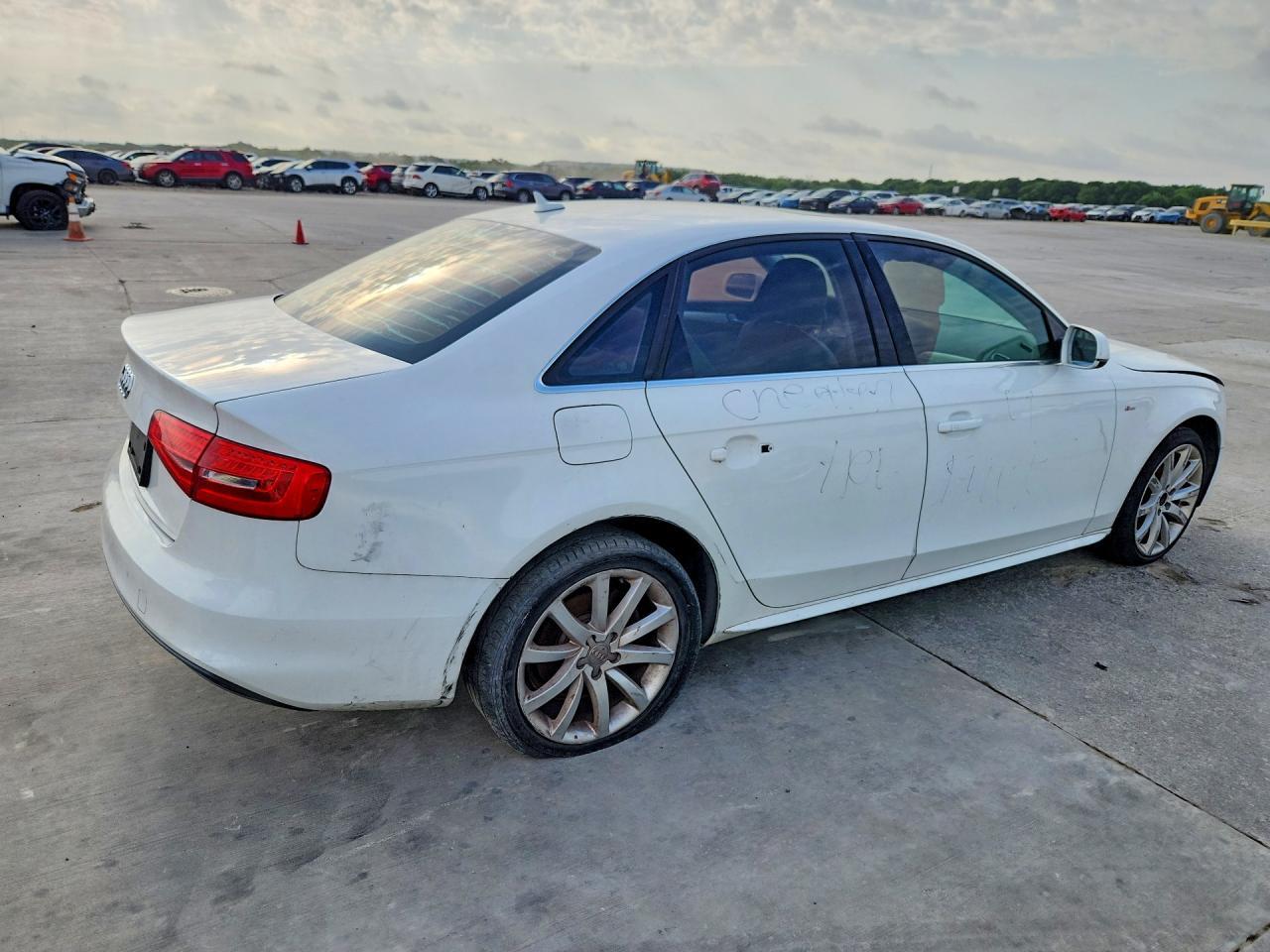 2014 Audi A4 Premium - Image 3