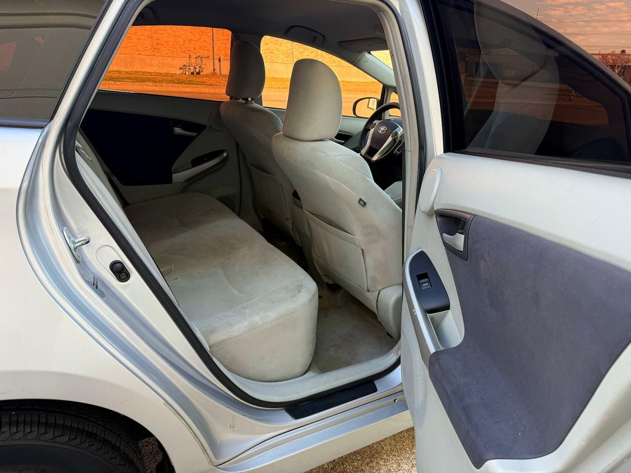 2010 Toyota Prius Iii - Image 6