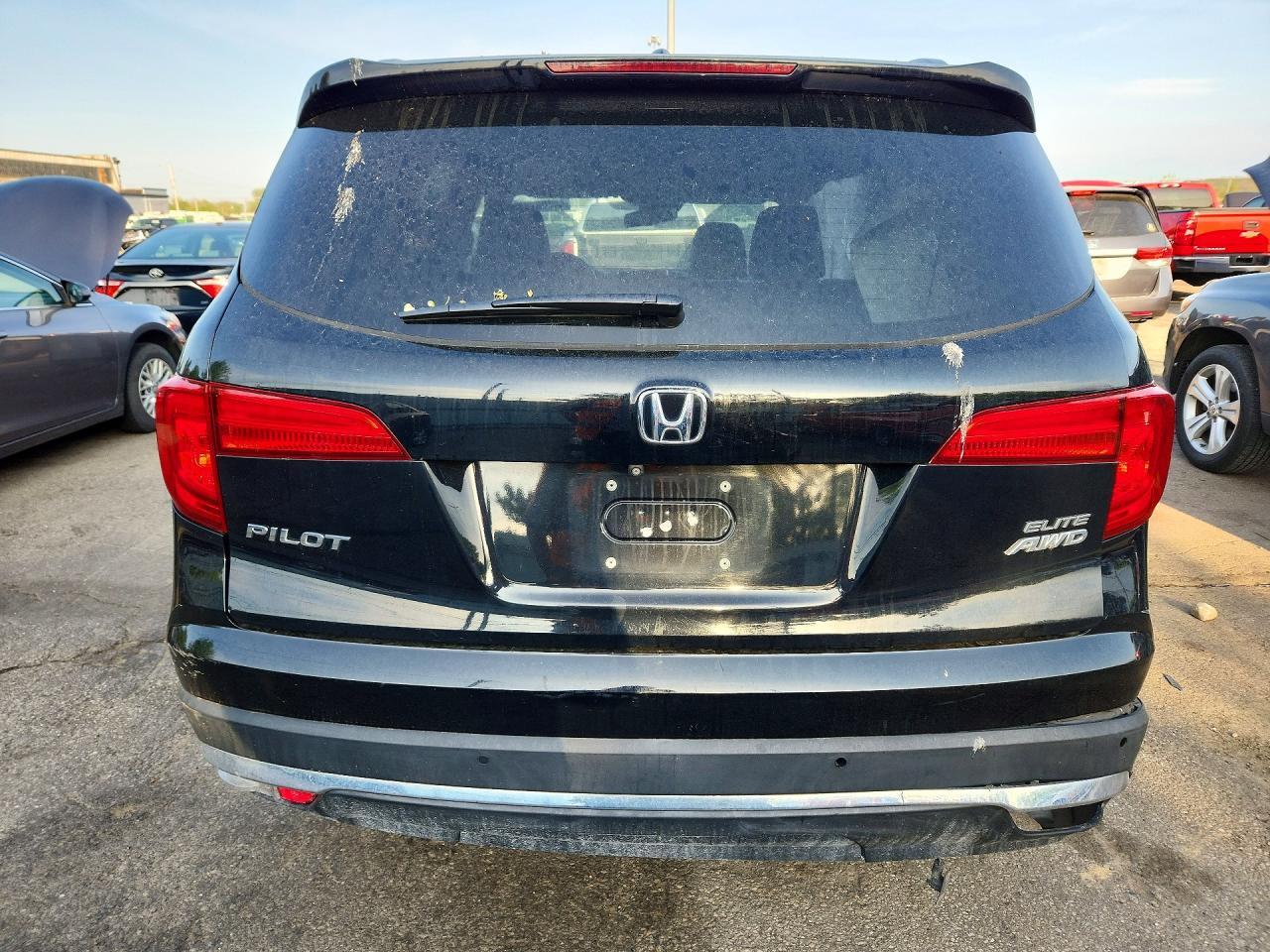 2016 Honda Pilot Elite - Фото 6