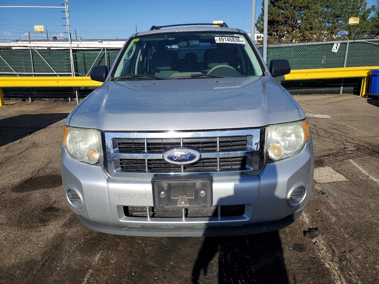 2011 Ford Escape Xls - Image 5
