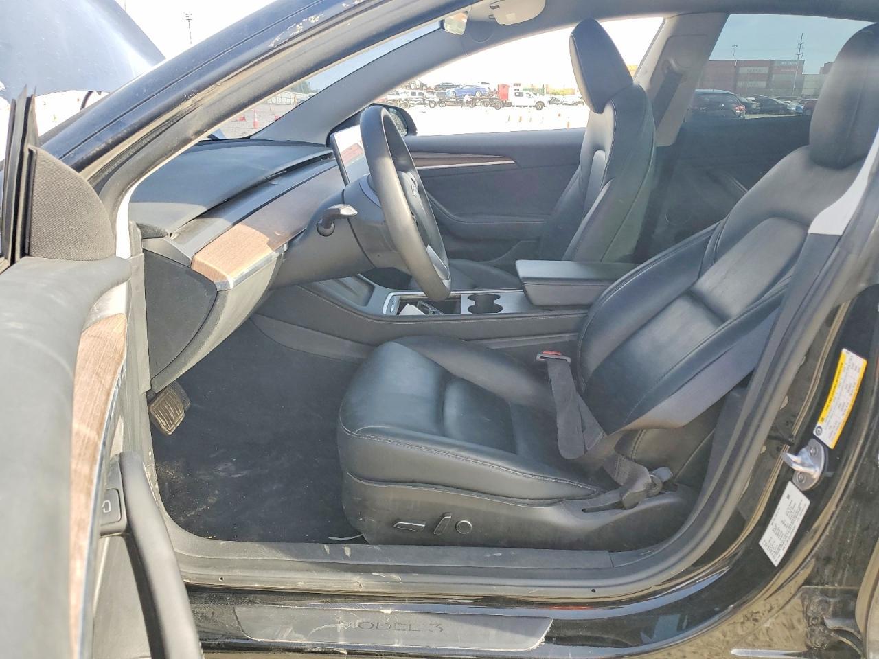 2023 Tesla Model 3 - Фото 7