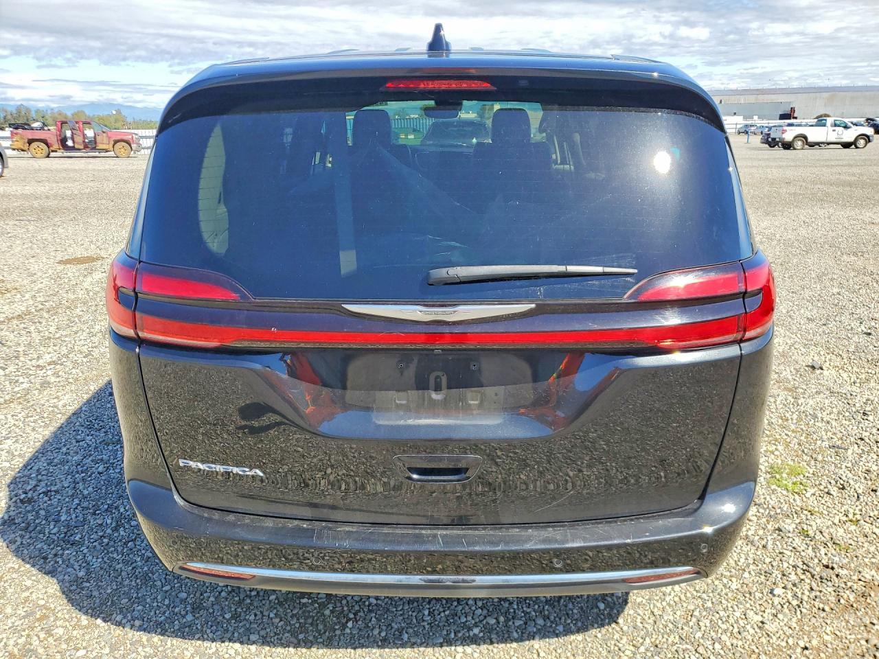 2023 Chrysler Pacifica Touring L - Фото 6
