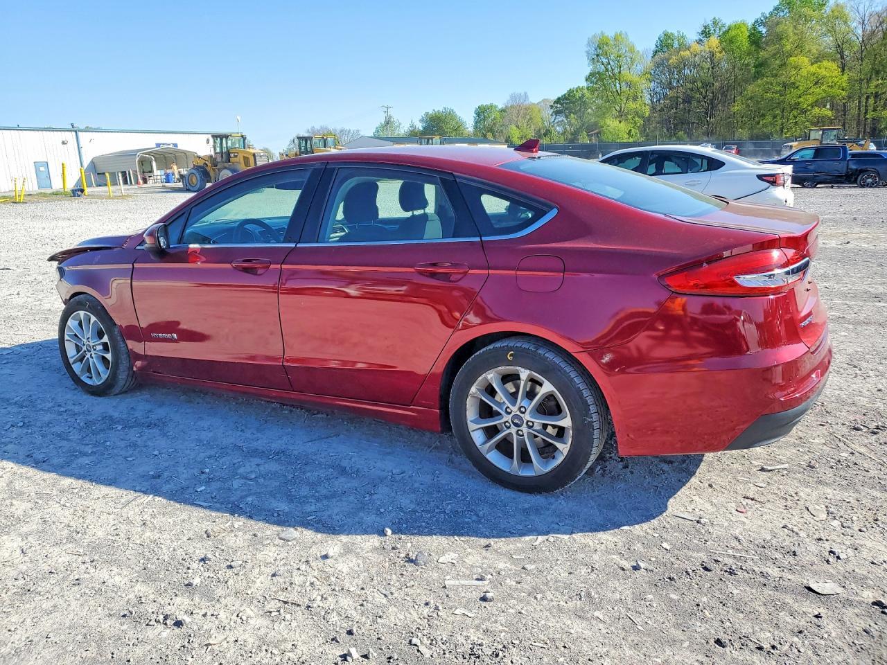 2019 Ford Fusion Se - Фото 2