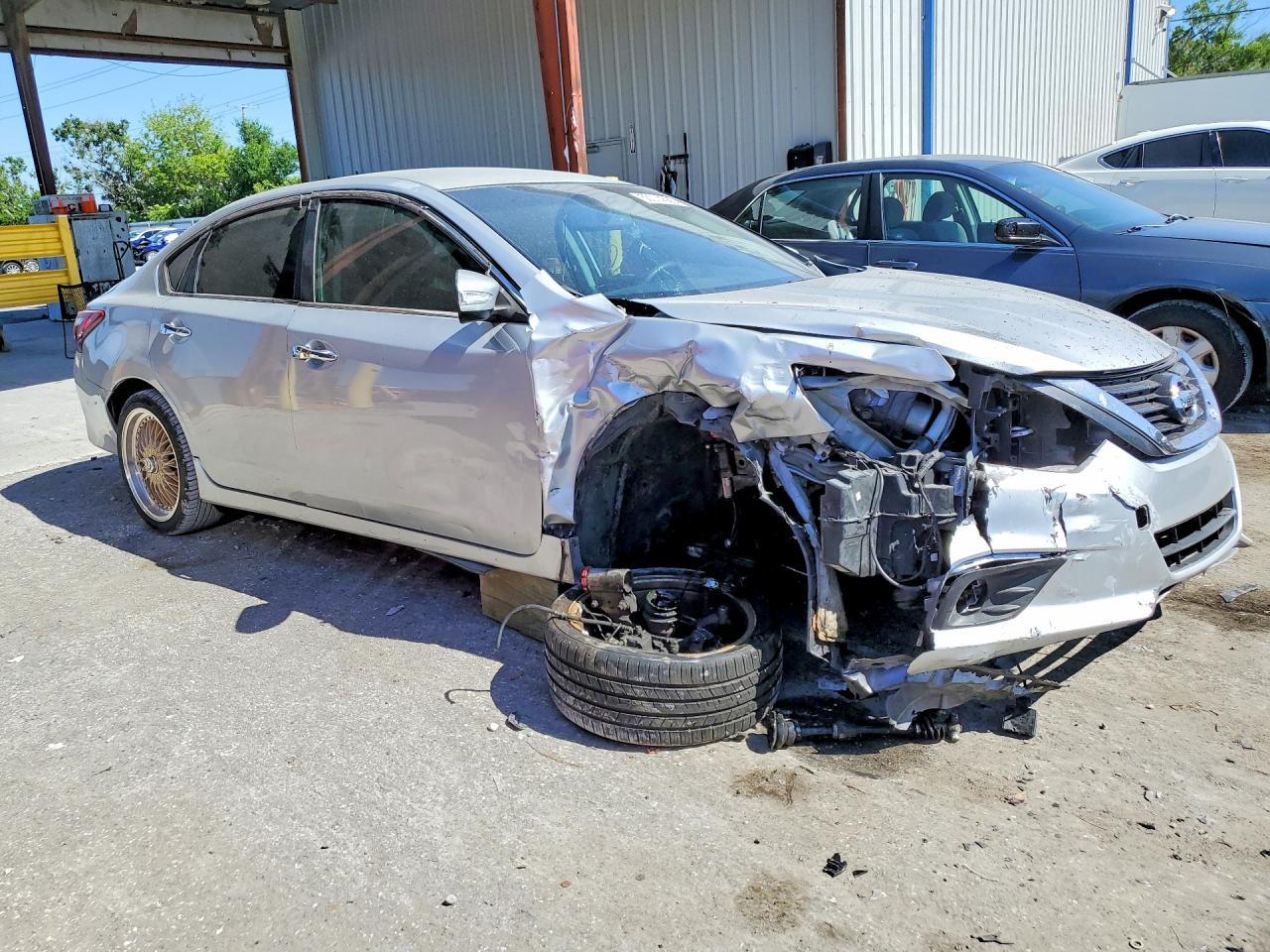 2018 Nissan Altima 2.5 Sl - Image 4