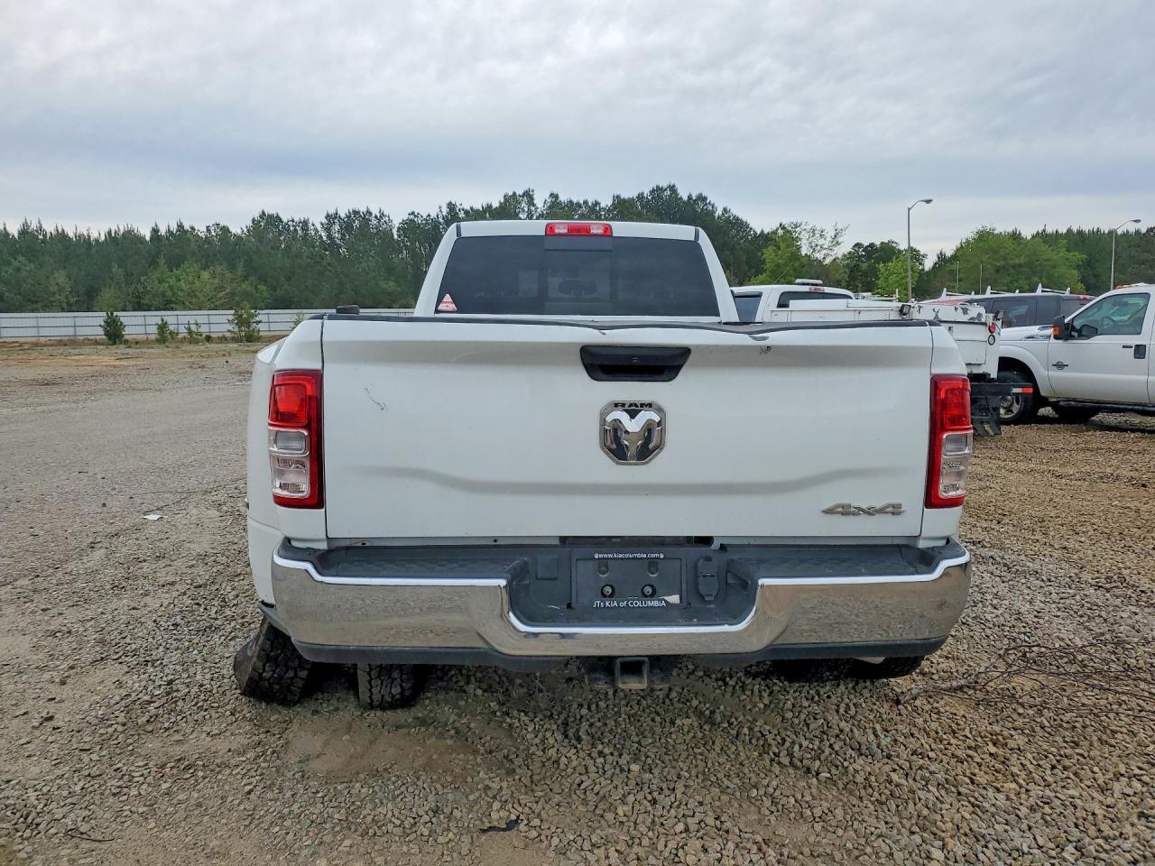 2024 Ram 3500 Tradesman - Image 6