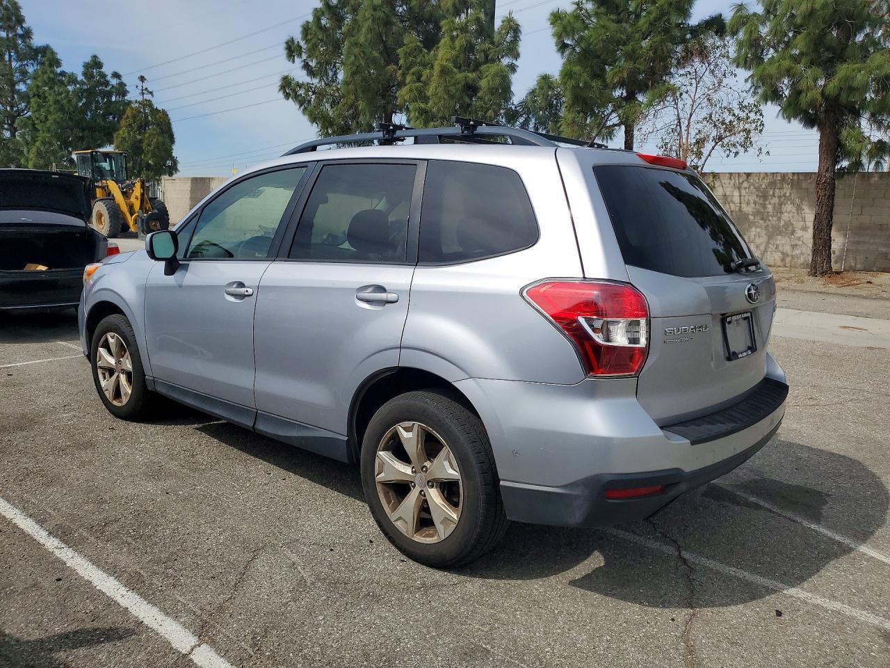 2015 Subaru Forester 2.5I Premium - Фото 2