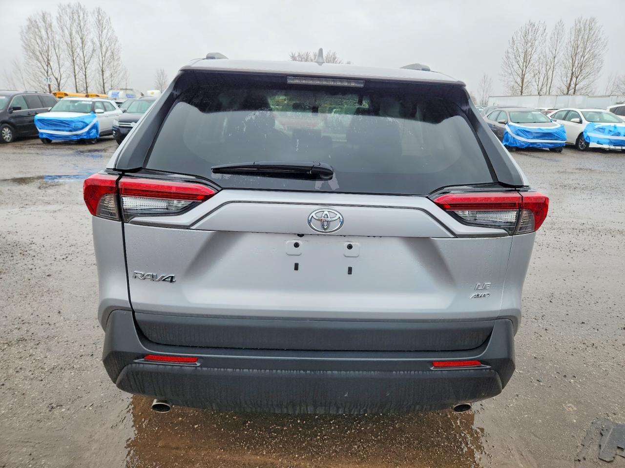 2019 Toyota Rav4 Le - Image 6