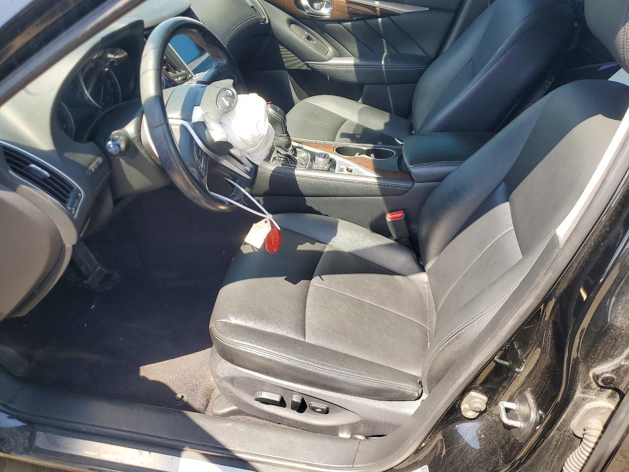 2018 Infiniti Q50 2.0T Luxe - Фото 7