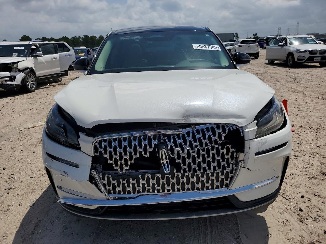 2024 Lincoln Corsair - Image 5