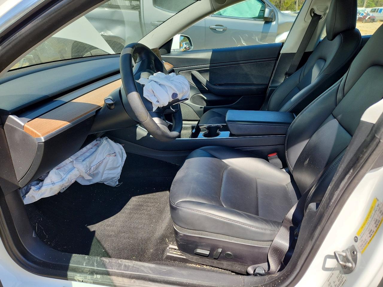 2020 Tesla Model 3 - Image 7