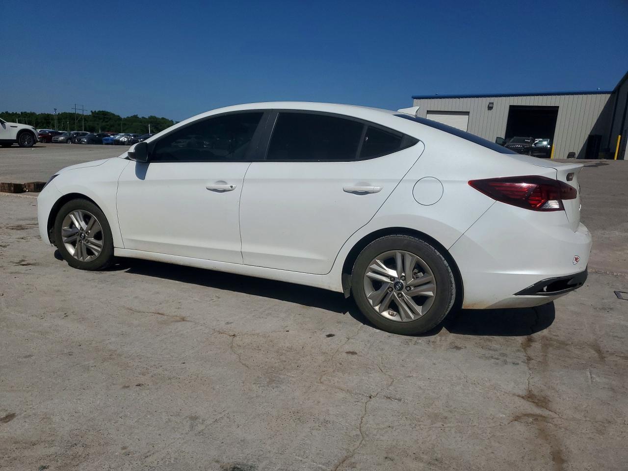 2020 Hyundai Elantra Sel - Фото 2