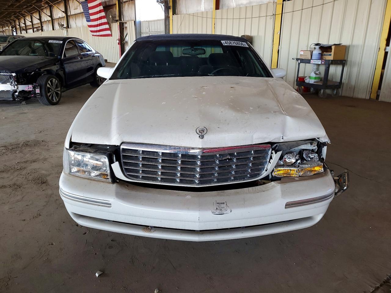 1998 Cadillac Deville - Image 5